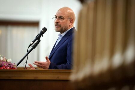 قالیباف به استان کرمان می آید