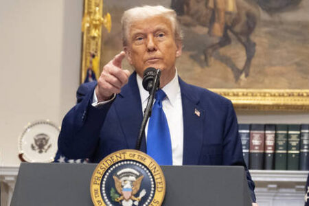 ترامپ:من فشار می‌آورم، بعدش جا می‌زنم؟! این اسمش مذکره است نه جا زدن….