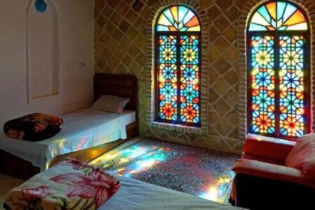 دوست داران میراث فرهنگی و فعالان گردشگری در جنگ پای کار آمدند