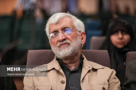 جلیلی: ملت ایران دشمنان را پشیمان خواهند کرد