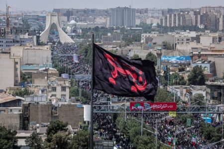 تشییع شهدای عدالت در روز قوه قضائیه با بدرقه با شکوه مردم شهیدپرور