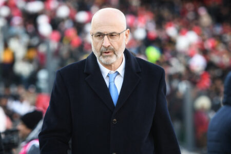 استقلال به دنبال توافق با سرمربی سابق