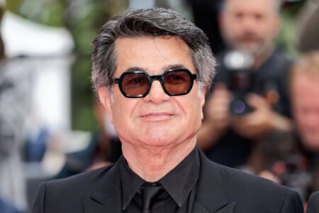 کیهان: جعفر پناهی وطن فروش است و برای خوشامد غربی ها فیلم می سازد