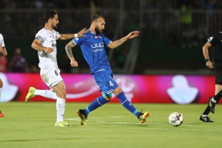 گلزن قهرمانی استقلال تمدید می‌کند