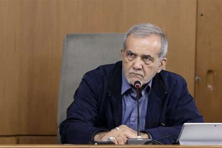 پزشکیان: تمامی اجزای توسعه در کشور باید منوط به تمهید تامین آب باشد