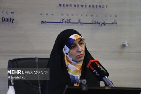 نادرستی قیاس امام خمینی با سیدحسن؛ افتخار زن مسیحی به «جمهور سید» بودن