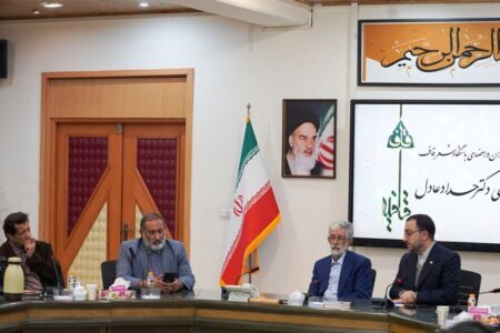 نوجوانان امروز سخن‌شناس‌اند و شعر را تفنن نمی‌دانند؛ شاعران نوجوان قاف