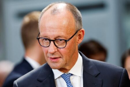 صدراعظم آلمان: پرونده تشکیل کشور مستقل فلسطینی همچنان باید باز بماند