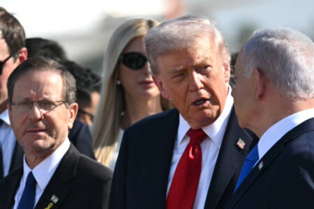 رئیس رژیم صهیونیستی دروغ ترامپ درباره عفو نتانیاهو را فاش کرد