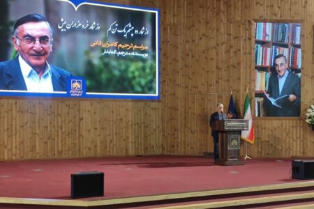 فانی در تاریخ معاصر کم‌نظیر است