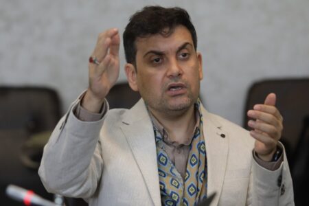 نسل جوان باید تاریخ هنری ایران را از نو بنویسد؛ لزوم بازنگری در روایت