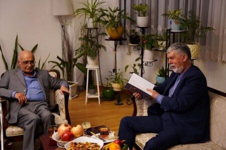 وزیر ارشاد در شب یلدا مهمان مرادی کرمانی بود