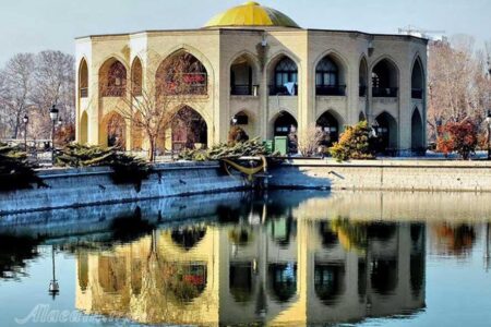 نامه شاعران و نویسندگان تبریزی به وزیر ارشاد