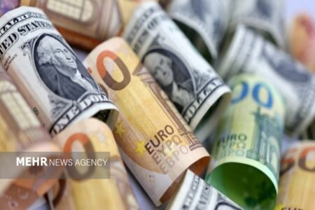  اروپا هم به فکر فاصله گرفتن از سلطه مالی آمریکا افتاد 